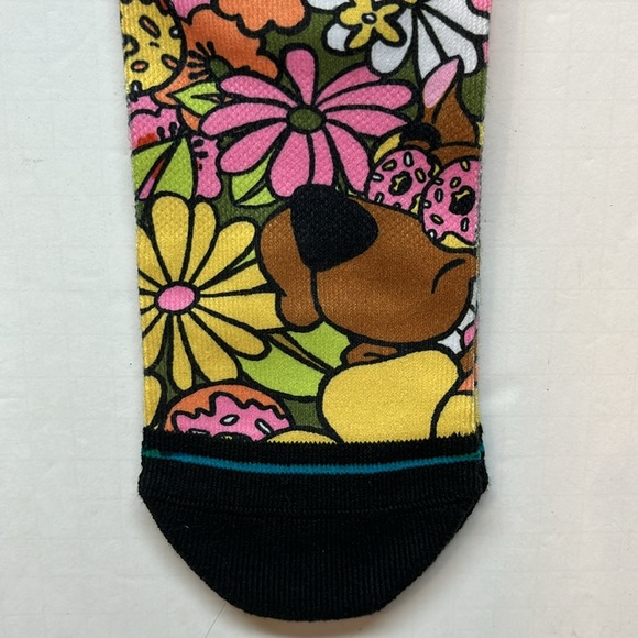 STANCE X Scooby-Doo Snackin Scoobs Floral Crew Casual Socks Men's SZ L 9-13 - Picture 5 of 11